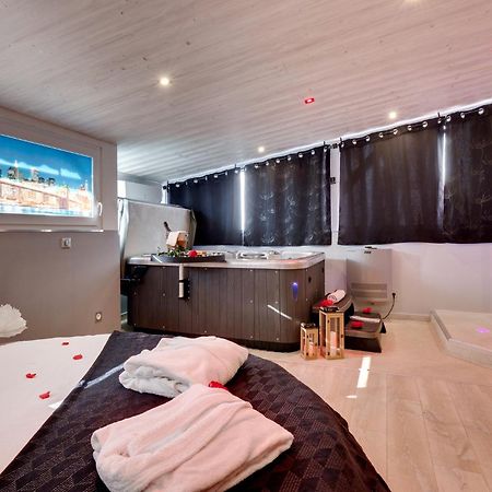 Suite Brooklyn Jacuzzi Vichy Exterior foto